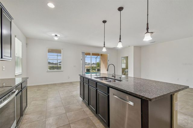 10507 AVIAN FORREST DRIVE, Riverview, FL 33578