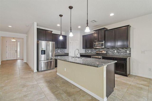 10507 AVIAN FORREST DRIVE, Riverview, FL 33578