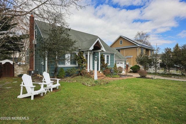 207 River Edge Drive, Point Pleasant, NJ 08742