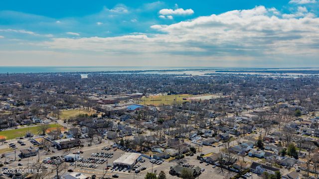 207 River Edge Drive, Point Pleasant, NJ 08742