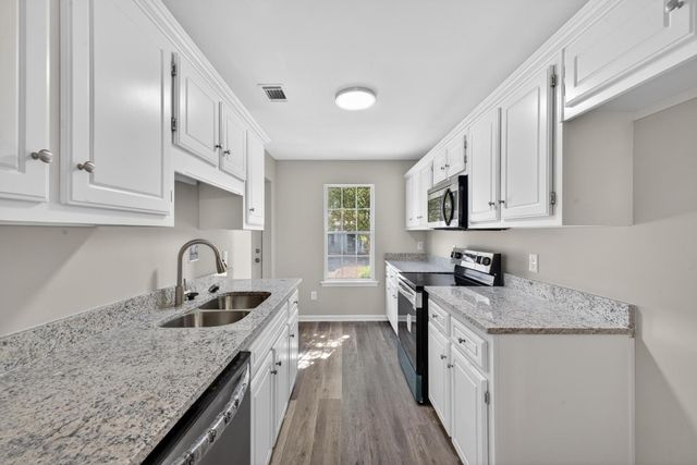 22 Summit Commons Court, North Augusta, SC 29841