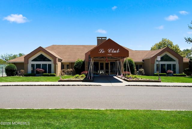 88 Riva Boulevard, Brick, NJ 08723