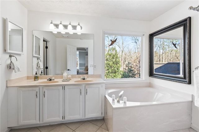 485 Surveyors Point, Suwanee, GA 30024