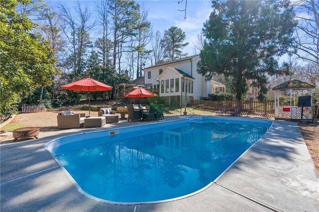 485 Surveyors Point, Suwanee, GA 30024