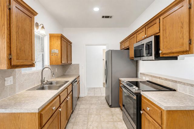 105 County Road 146, Burnet, TX 78611