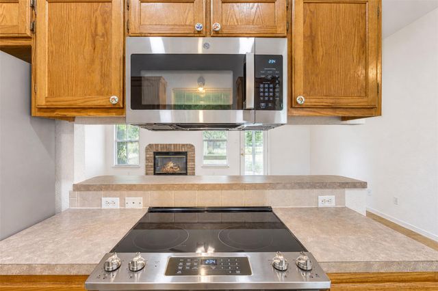 105 County Road 146, Burnet, TX 78611