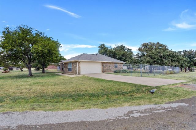105 County Road 146, Burnet, TX 78611