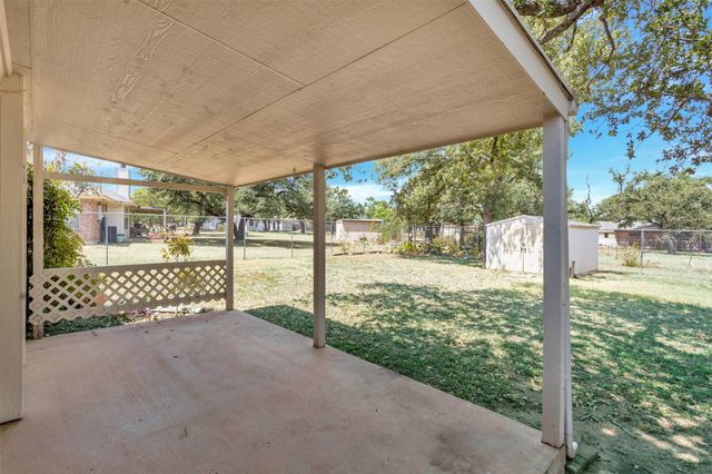 105 County Road 146, Burnet, TX 78611