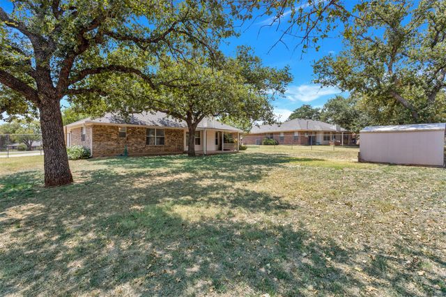 105 County Road 146, Burnet, TX 78611