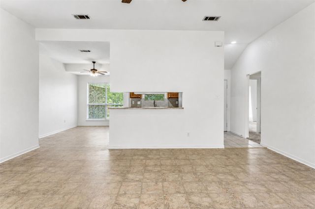 105 County Road 146, Burnet, TX 78611