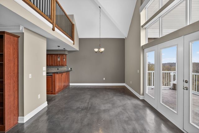 7100 Dale Ridge Rd Unit J5, Lancaster, TN 38569