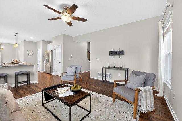 163 Alderwood Circle N, Plain City, OH 43064