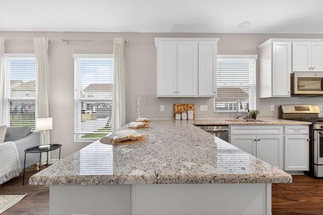 163 Alderwood Circle N, Plain City, OH 43064