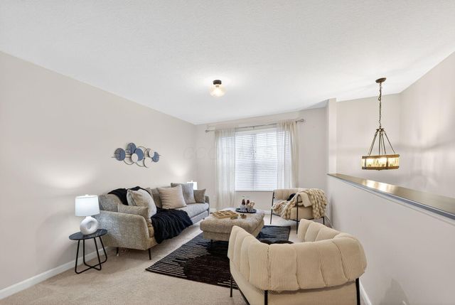 163 Alderwood Circle N, Plain City, OH 43064