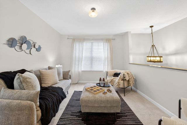 163 Alderwood Circle N, Plain City, OH 43064