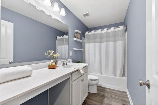 163 Alderwood Circle N, Plain City, OH 43064