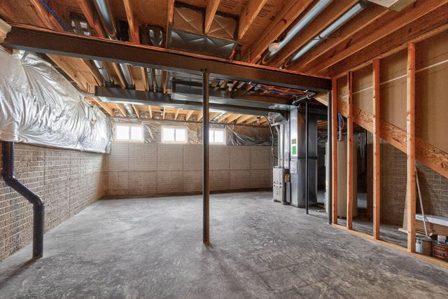 163 Alderwood Circle N, Plain City, OH 43064