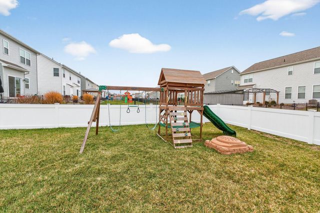 163 Alderwood Circle N, Plain City, OH 43064