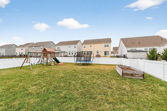 163 Alderwood Circle N, Plain City, OH 43064