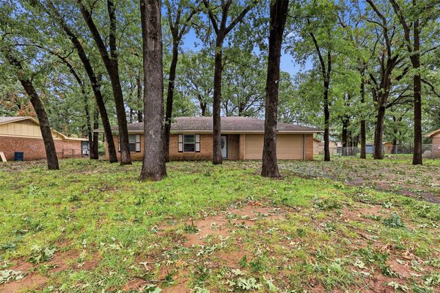 135 46th Street SW, Paris, TX 75460