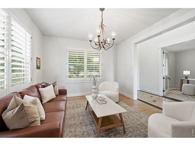 516 Indian Peaks Trl W, Lafayette, CO 80026