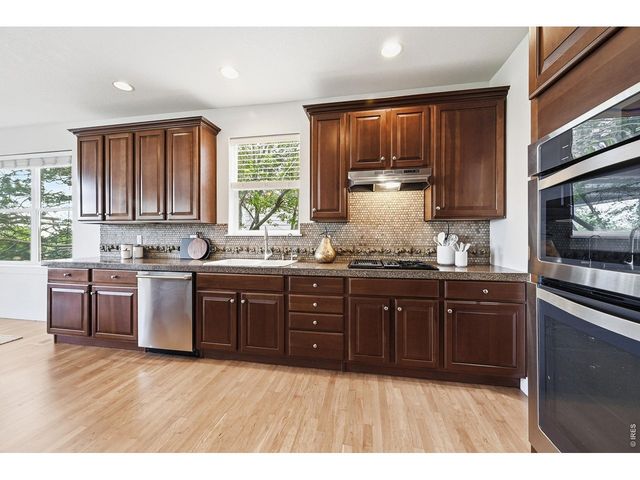 516 Indian Peaks Trl W, Lafayette, CO 80026