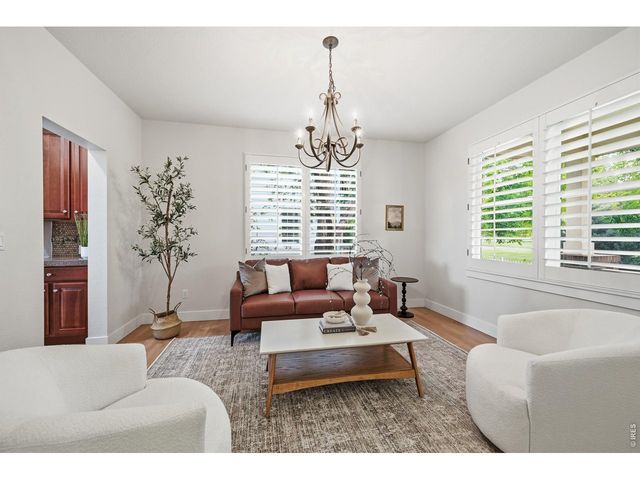 516 Indian Peaks Trl W, Lafayette, CO 80026