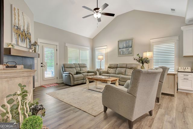 280 Redhaven Drive, Senoia, GA 30276