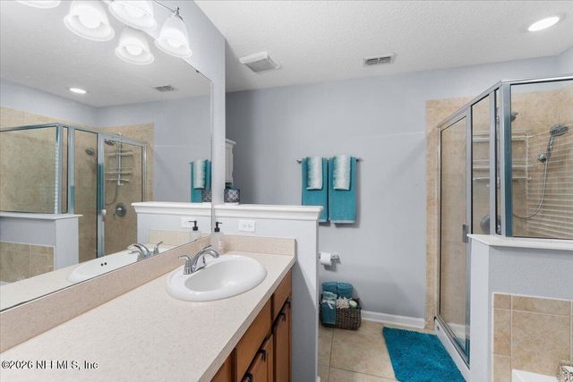625 OAKLEAF PLANTATION Parkway 1118, Orange Park, FL 32065