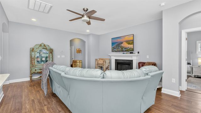 247 Saint Davids Ave., Myrtle Beach, SC 29588