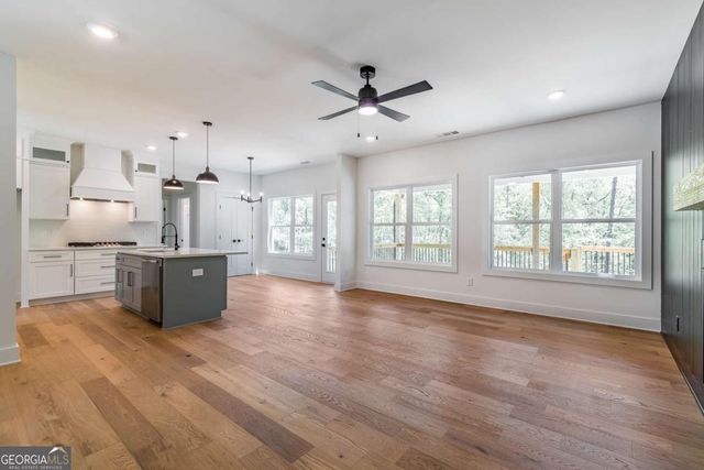 6073 Rockingham Way, Gainesville, GA 30506