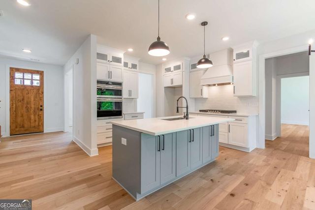 6073 Rockingham Way, Gainesville, GA 30506
