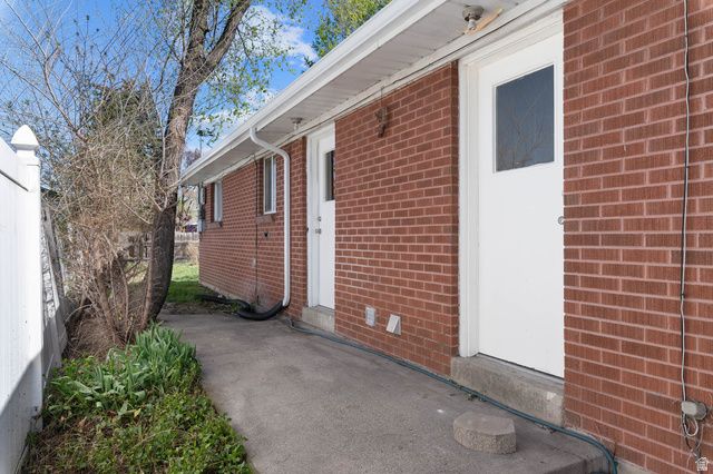 1225 E ZENITH AVE, Salt Lake City, UT 84106