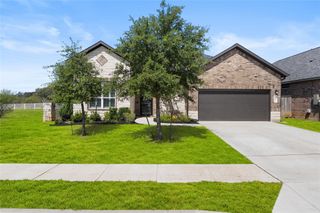 604 Academy Oaks DR, San Marcos, TX 78666