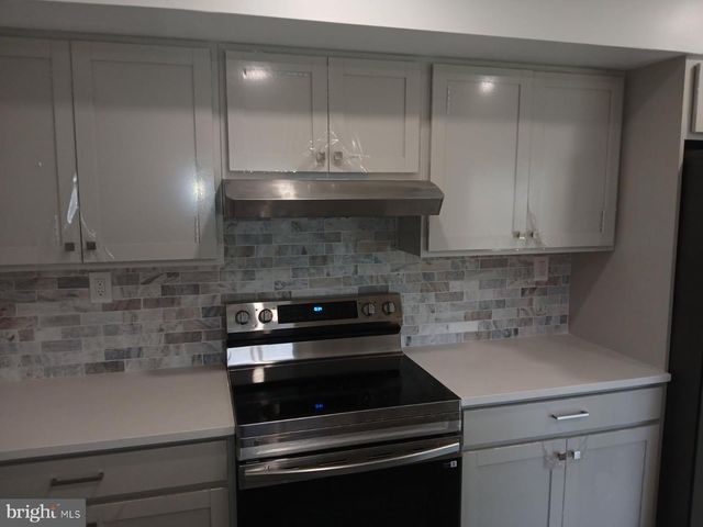 22 NIAGARA LN, Willingboro, NJ 08046