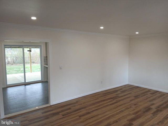 22 NIAGARA LN, Willingboro, NJ 08046