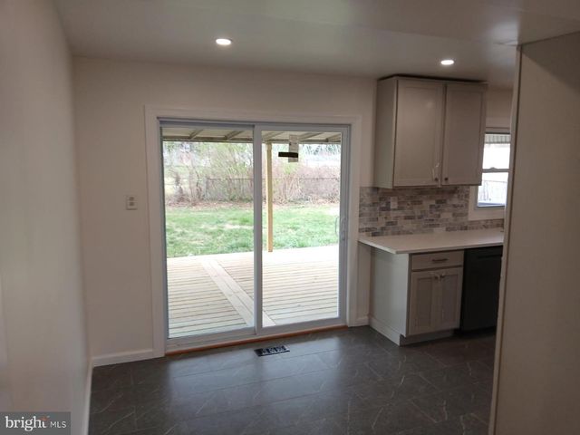 22 NIAGARA LN, Willingboro, NJ 08046