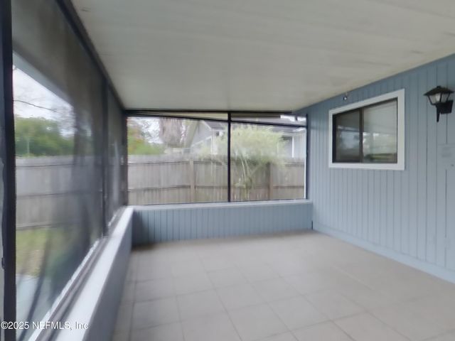 4963 BEIGE Street, Jacksonville, FL 32258