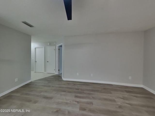 4963 BEIGE Street, Jacksonville, FL 32258