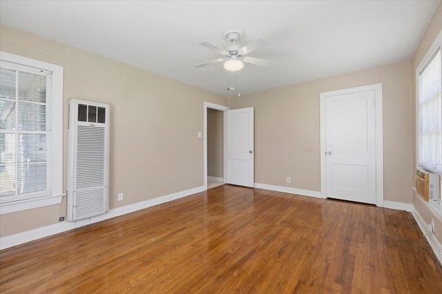 3908 Linden Avenue, Fort Worth, TX 76107