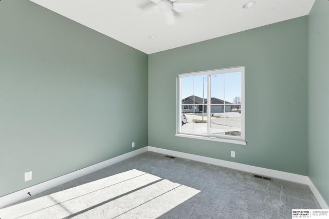 670 W 24th Circle, Wahoo, NE 68066