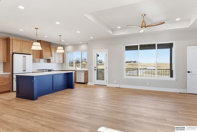 670 W 24th Circle, Wahoo, NE 68066