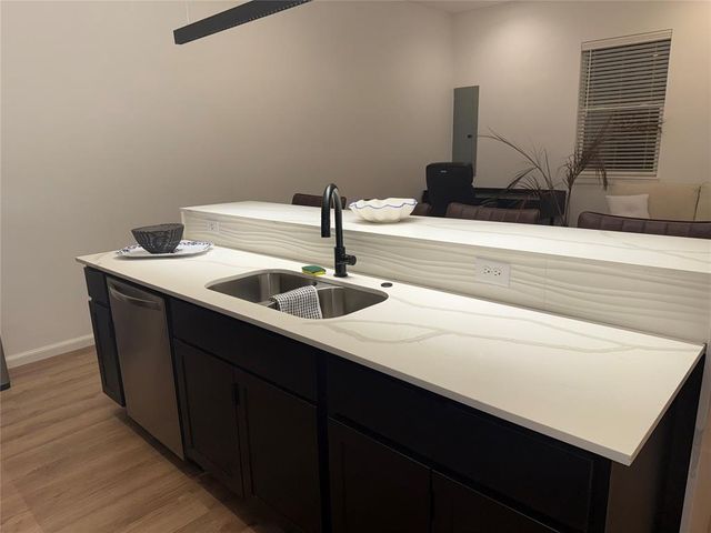 573 S Fretz Avenue, Edmond, OK 73003