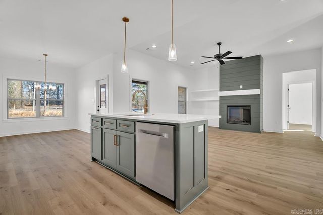 2 Ricky Lane, Greenbrier, AR 72058