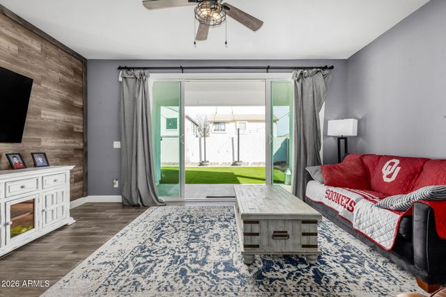 542 E BAMBOO Lane, San Tan Valley, AZ 85140