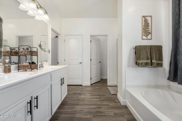 542 E BAMBOO Lane, San Tan Valley, AZ 85140