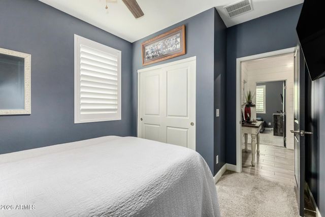 542 E BAMBOO Lane, San Tan Valley, AZ 85140