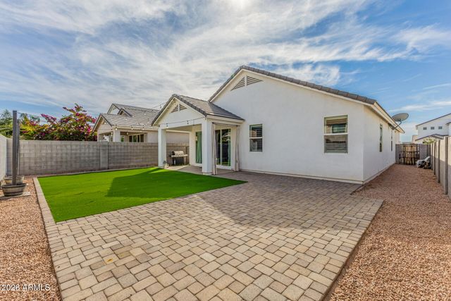 542 E BAMBOO Lane, San Tan Valley, AZ 85140