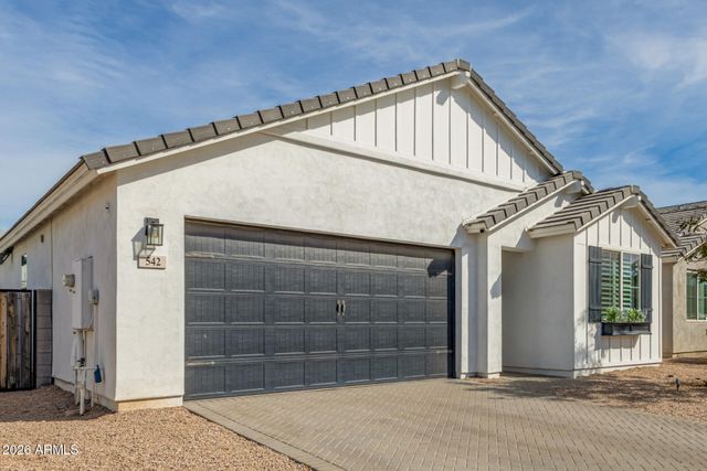 542 E BAMBOO Lane, San Tan Valley, AZ 85140