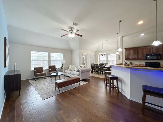 2041 Matador Ranch Road, Fort Worth, TX 76134